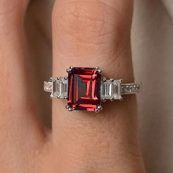 ZUMA BRIDAL WEDDING ENGAGMENT RING - Picture 3 of 4